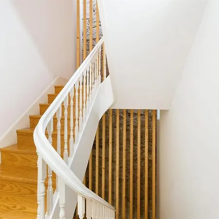 Sol Do - 2 Bed Penthouse Luis Bridge View 아파트