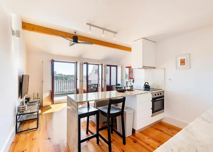 Sol Do - 2 Bed Penthouse Luis Bridge View Porto