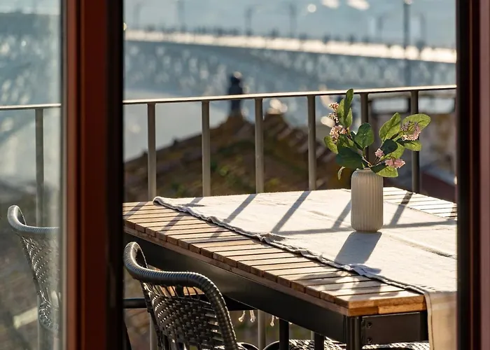 Appartamento Sol Do - 2 Bed Penthouse Luis Bridge View Oporto