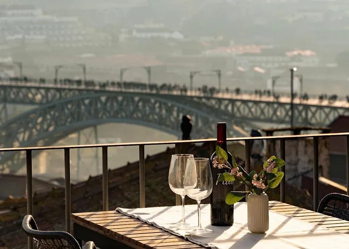 Apartment Sol Do - 2 Bed Penthouse Luis Bridge View